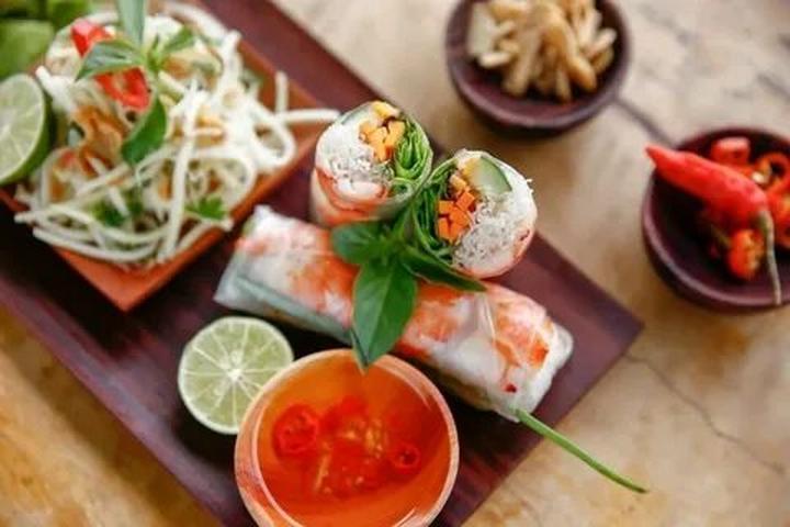 Soi 2 app du lịch đang hot - Cảm hứng video marketing từ Hotspot Matrix